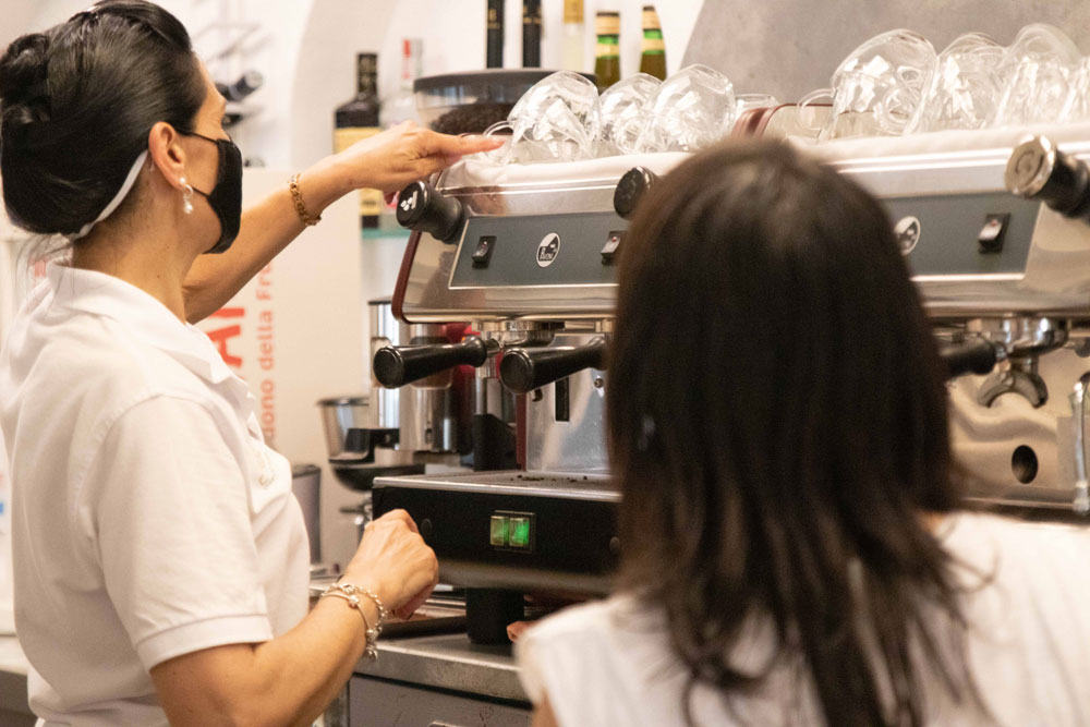 Foto bar Ottagono: colazione-al-bar-ottagono-stabilimento-balneare-poetto-cagliari-1.jpg