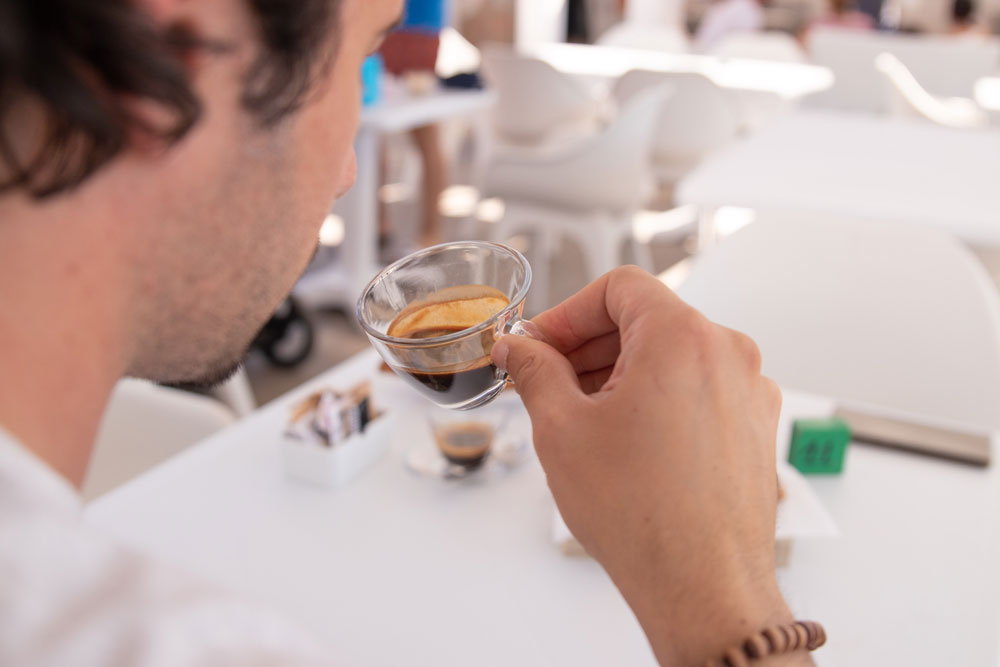 Foto bar Ottagono: colazione-al-bar-ottagono-stabilimento-balneare-poetto-cagliari-3.jpg